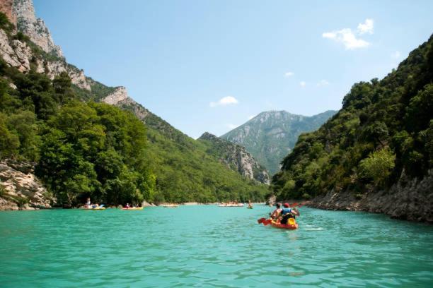 Mobilhome 4/5 P /Gorges Du Verdon / Tout Equipe / / Tout Confort / Refait A Neuf / Lac De Ste Croix A Proximite Сен-Круа-дю-Вердон Екстериор снимка